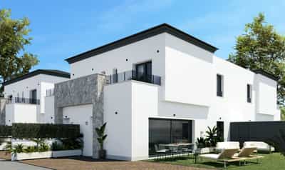 Property #COM2023PRO