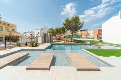 Property #COM2084PRO 0