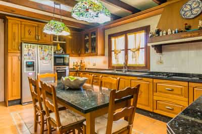 Property #COM2437PRO 2