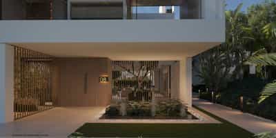 Property #COM828SHF 0