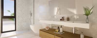 Property #COM817SHF 3
