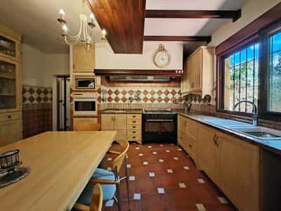 Property #COM2559PRO 3