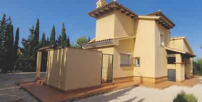 Property #COM1940PRO