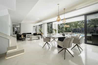 Property #COM2746PRO 0