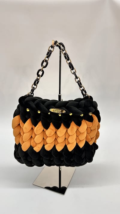 BORSA INTRECCIATA BLACK CARAMEL CON CATENA