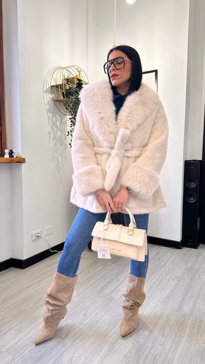 OUTFIT UFFICIO ELEGANTE