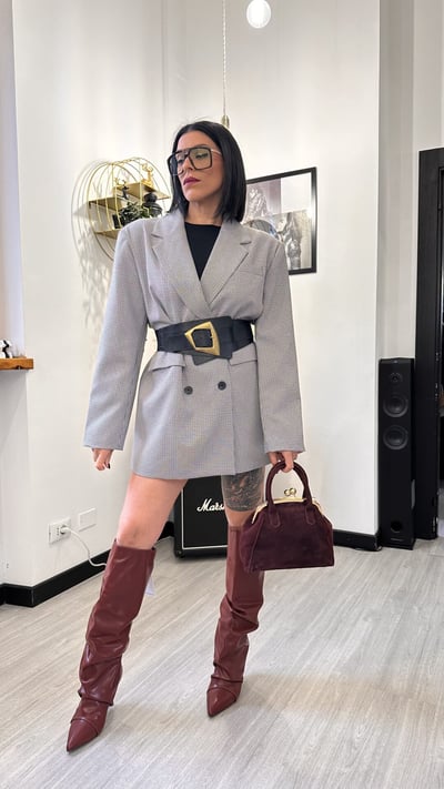 OUTFIT POWER SWITCH