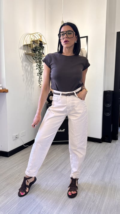 JEANS CON CINTURA PANNA