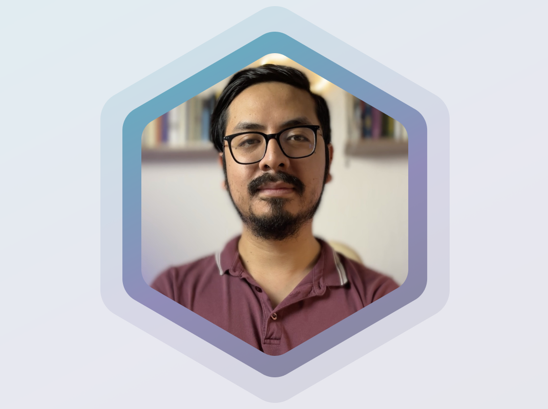 Flavio Juarez host of the webinar