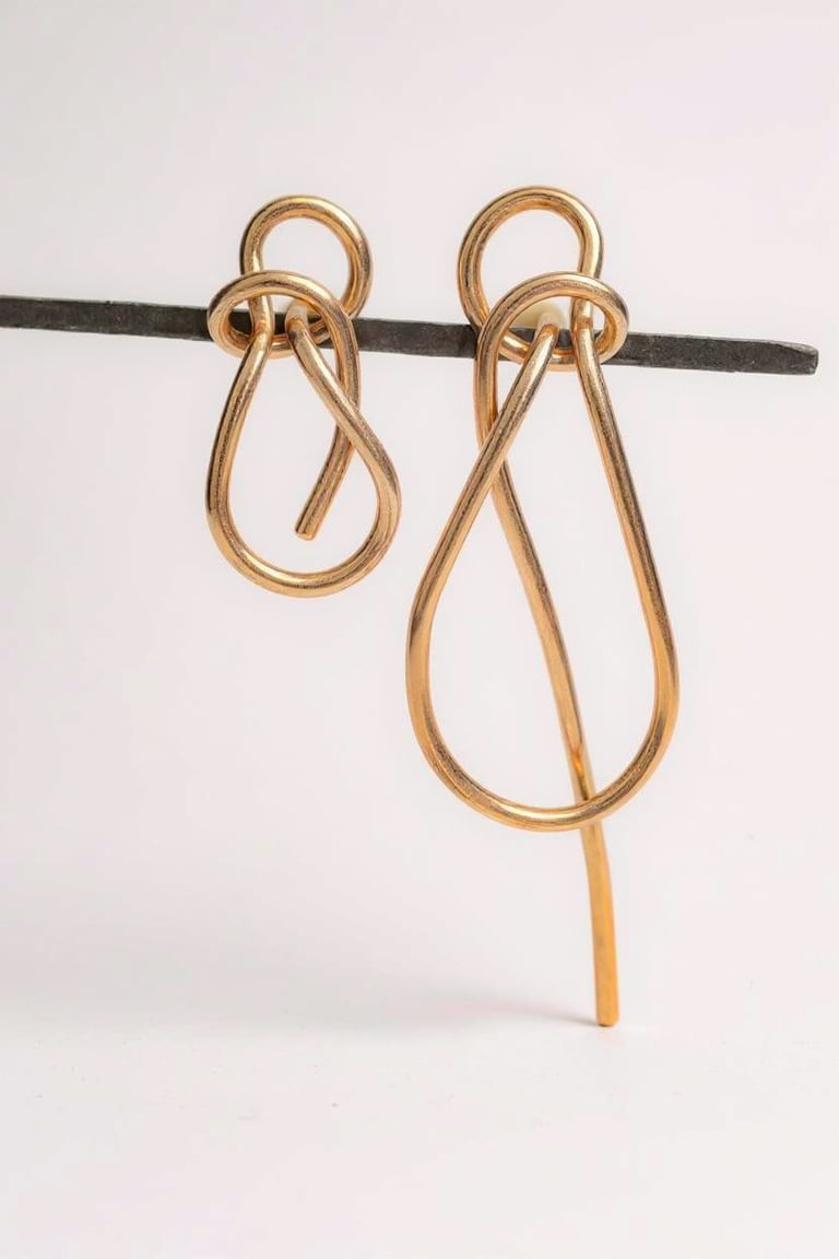 Knot Minimalist Stud Earrings - SS Rose gold-tone plated