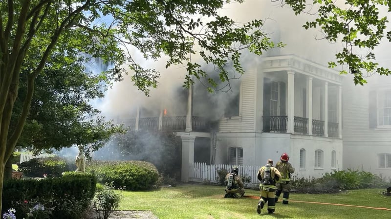 F547A23B-A077-4287-8912-B5B34B1E8259