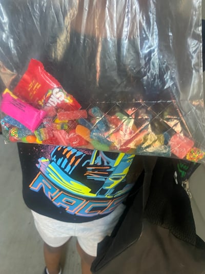 6B6BFA8D-91A0-4917-8168-0026BDB862EB