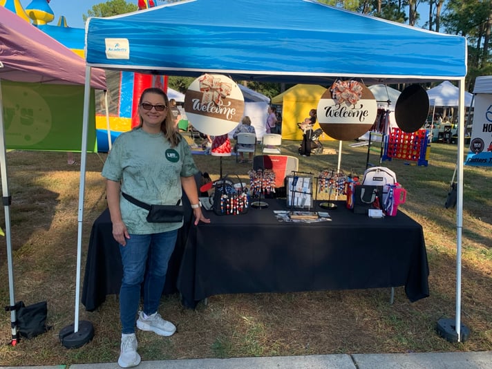 253237E9-B2F4-4EB2-80C2-6C86AE42AF7B