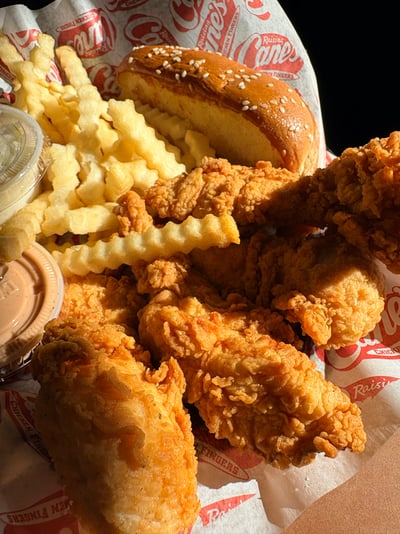 51033105-C20C-4153-9BB3-282F33F1F2D3