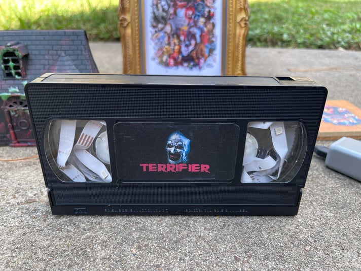 70F27F82-05C6-454F-88CA-5EE92BA69765