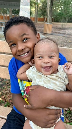 53B62452-A017-4F6D-80AC-01F794AE6F90