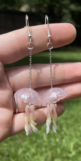 F9535070-EE4A-48E6-910B-72C03E98D9F4