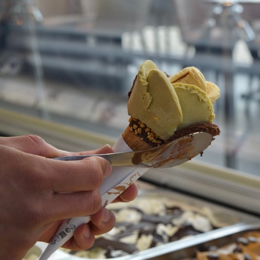 8573DCD9-B743-43CC-9FA3-A148DBA63A4D