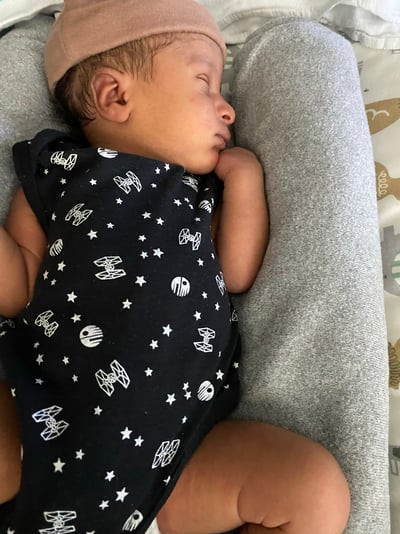 4A0B806B-C096-4C1E-B755-34B9829FE5B8