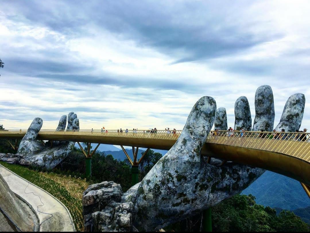 Cầu Vàng (Bà Nà Hills) — ảnh minh hoạ 1/1
