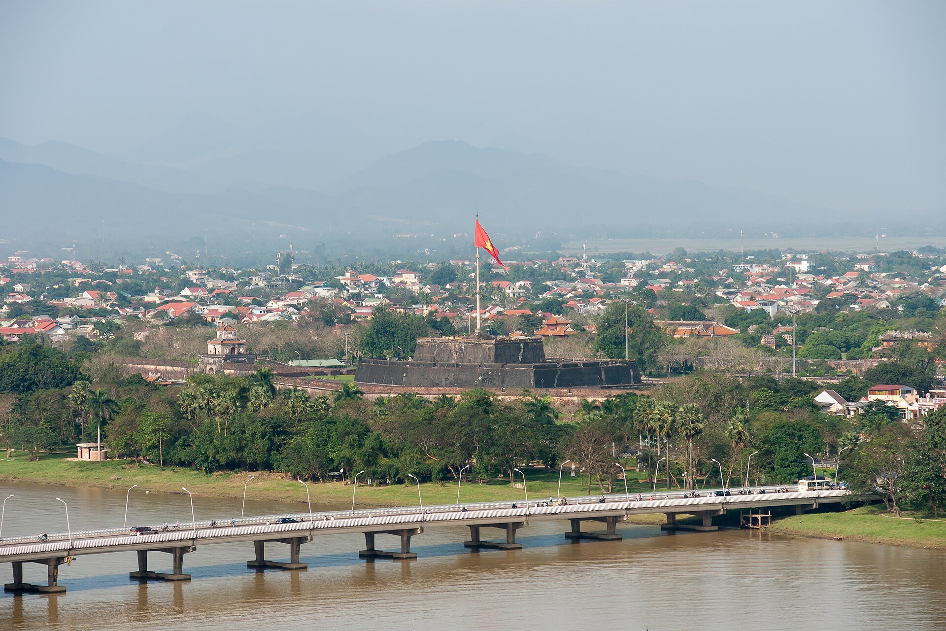 Sông Hương — ảnh minh hoạ 1/1
