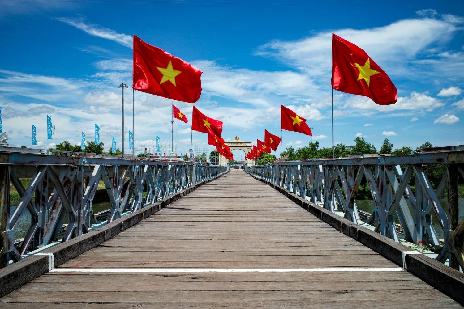 Cầu Hiền Lương — ảnh minh hoạ 1/1
