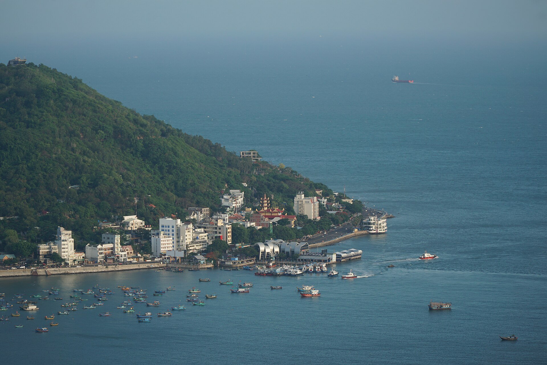 Bãi Trước — ảnh minh hoạ 1/1