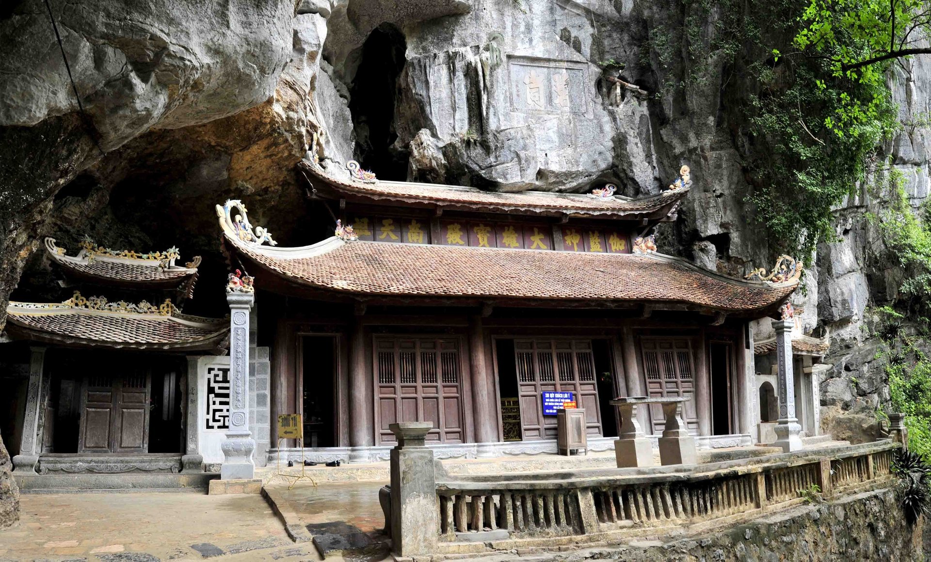 Chùa Bích Động — ảnh minh hoạ 1/1