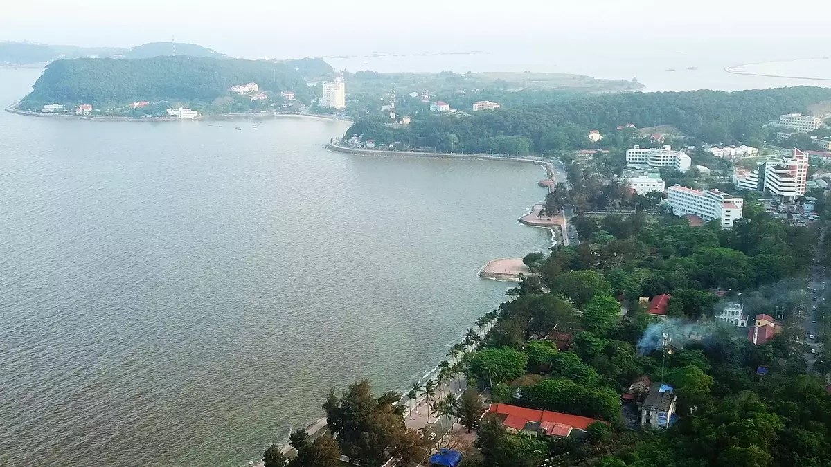 Bãi biển Đồ Sơn — ảnh minh hoạ 1/1