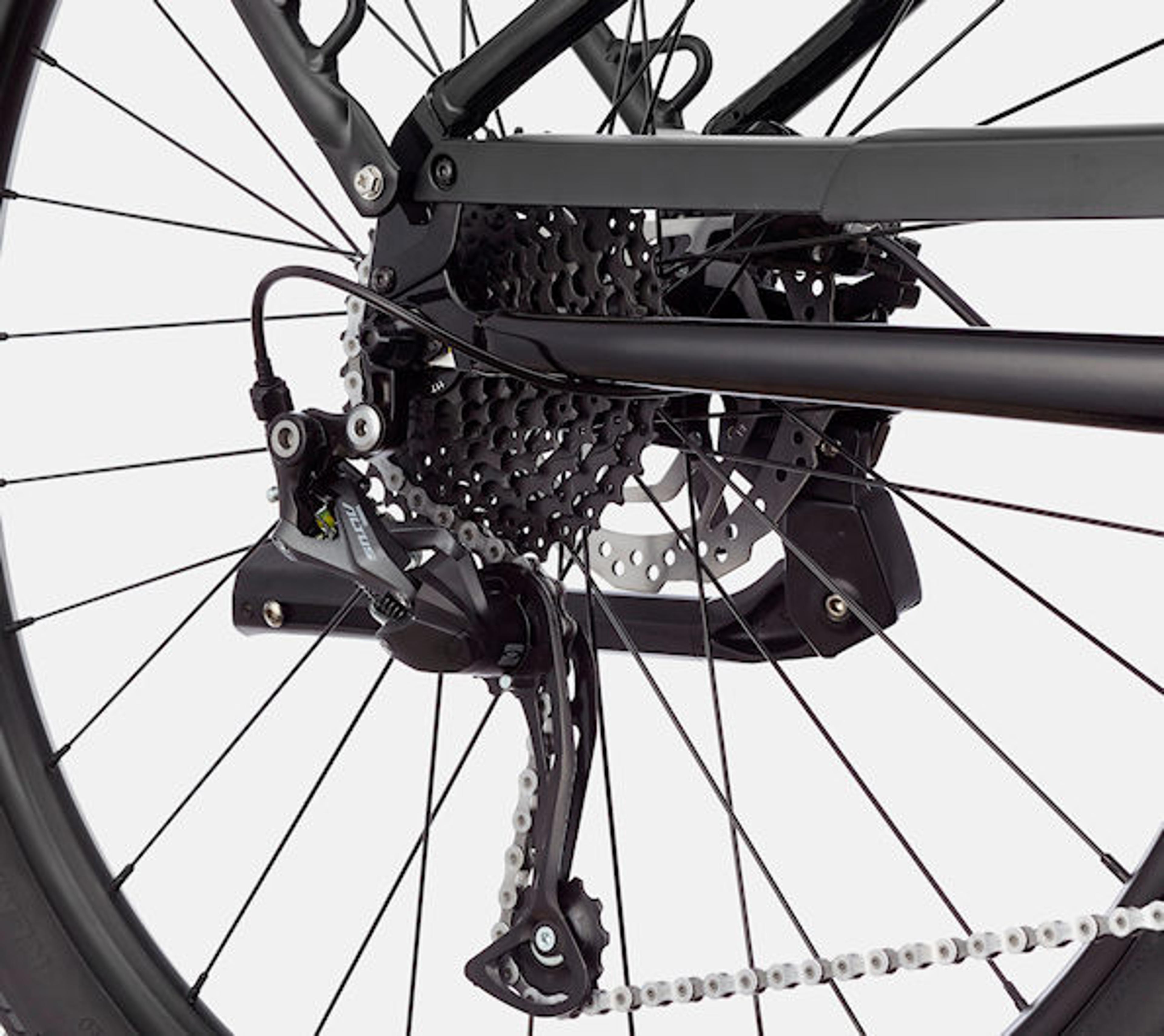 Cannondale Adventure Neo 3.1 EQ E-Trekkingbike (schwarz) 4