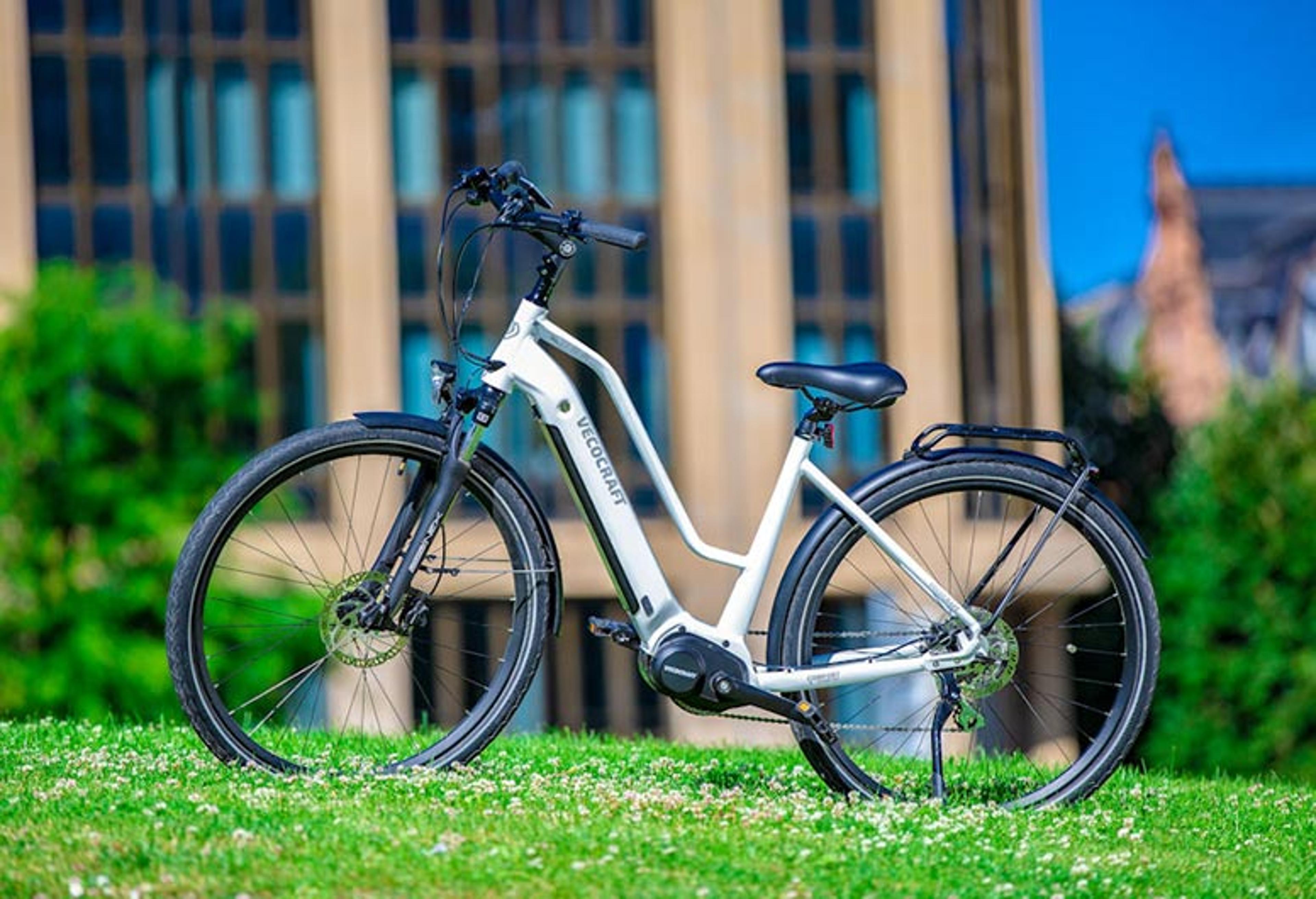 VECOCRAFT AURA E-Trekkingbike (weiss) 2