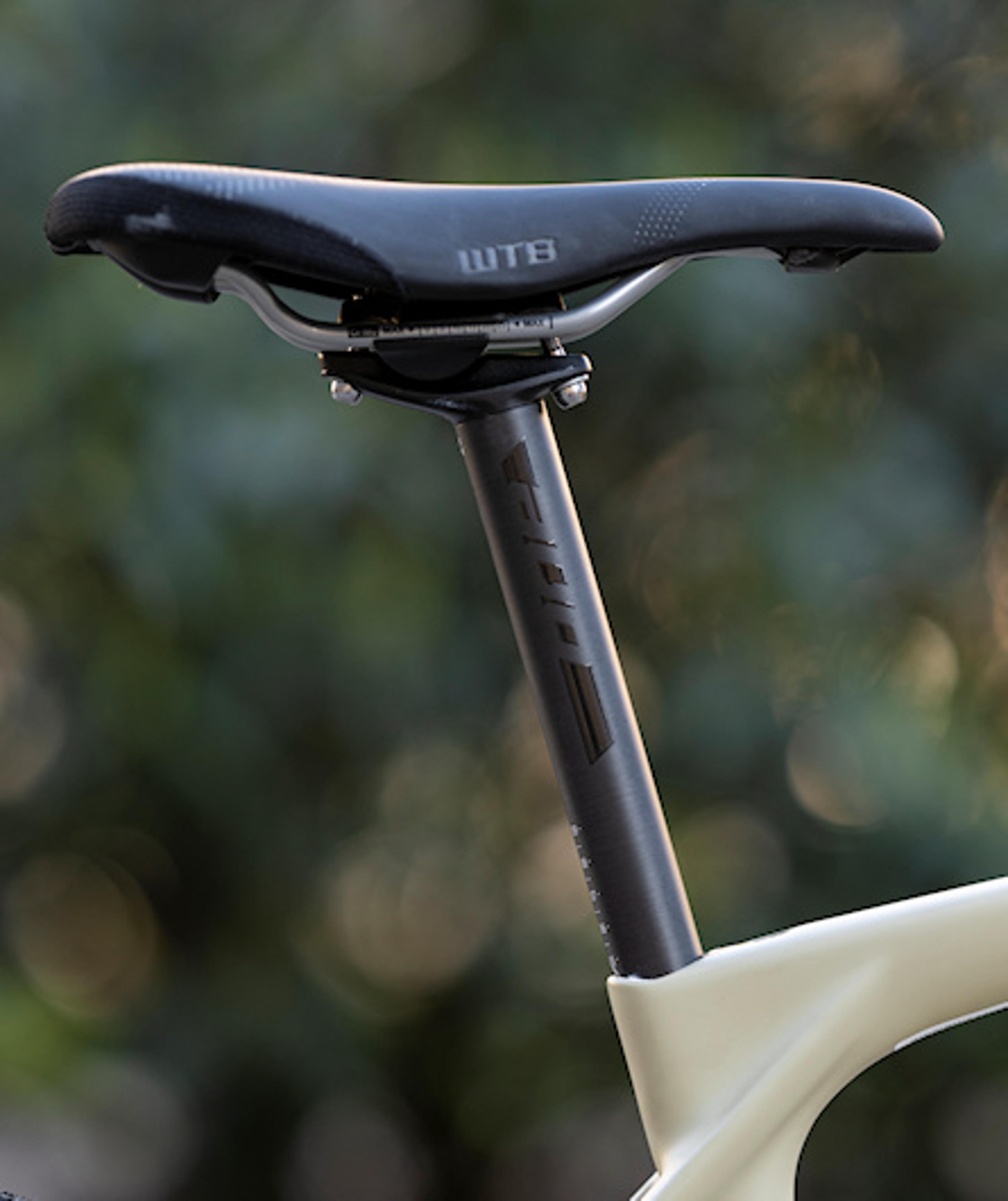 Rock Machine Gravelride CRB 700 Gravelbike (BG/SW) 8