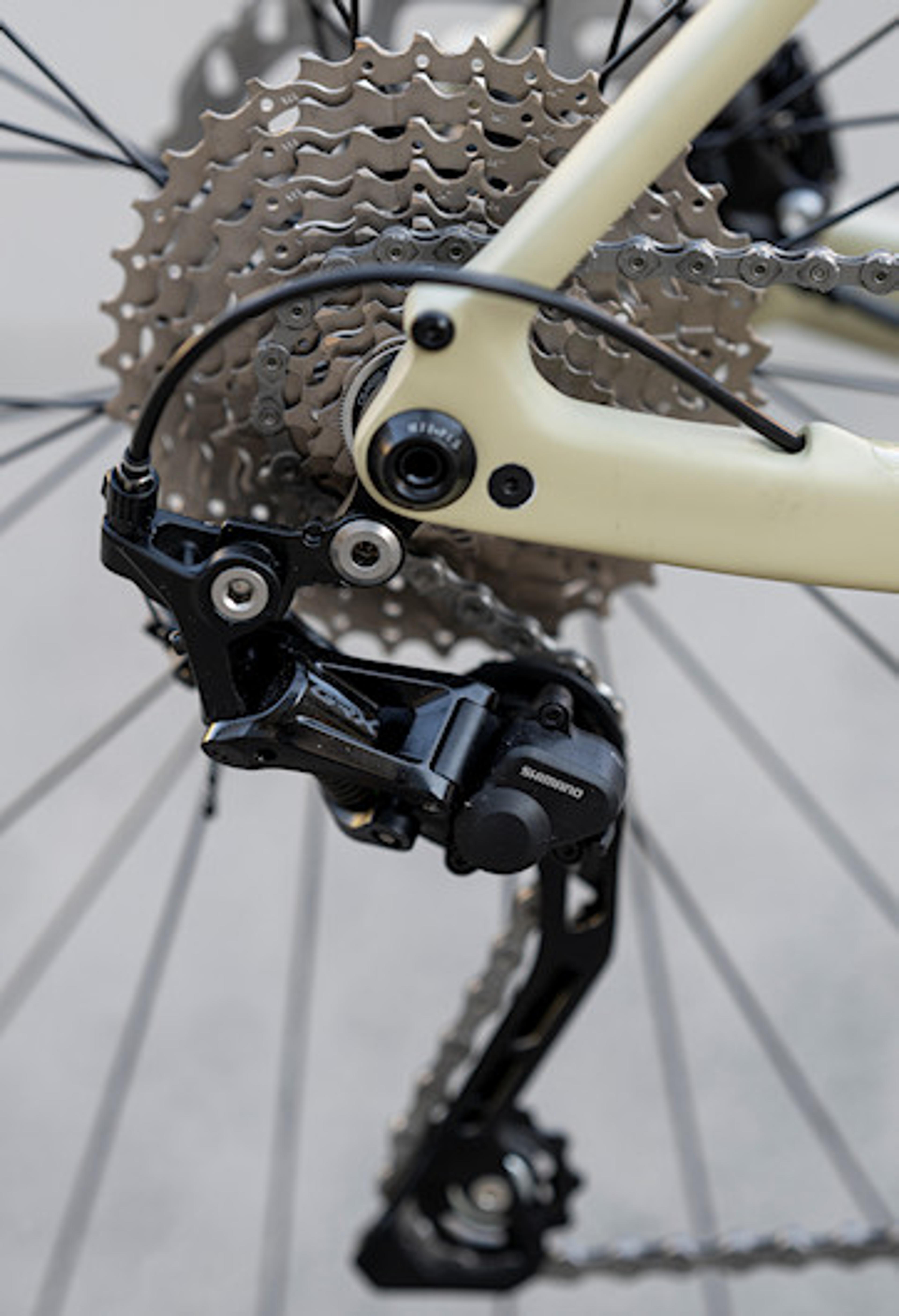Rock Machine Gravelride CRB 700 Gravelbike (BG/SW) 5