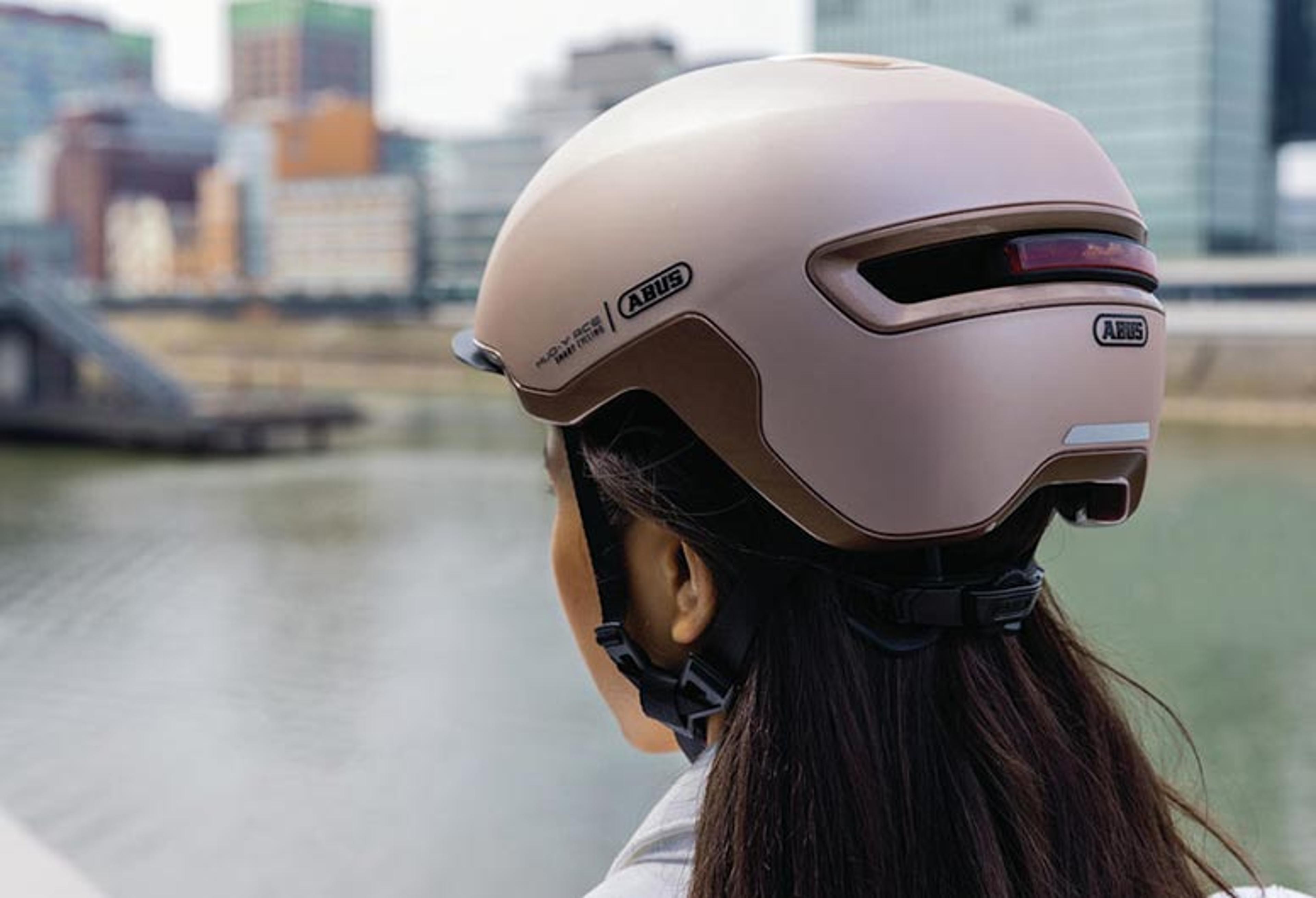 ABUS HUD-Y ACE champagne gold Helm (beige) 10