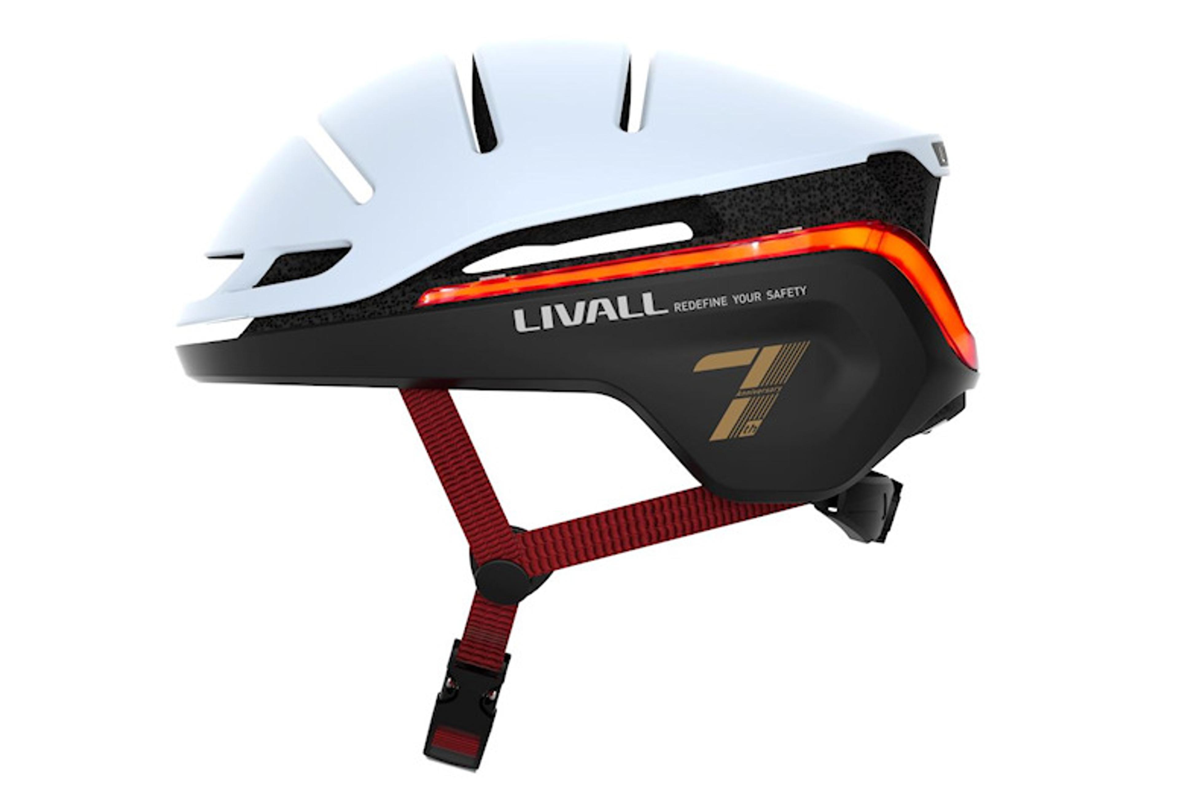 Livall EVO21 Helm (weiss) 1