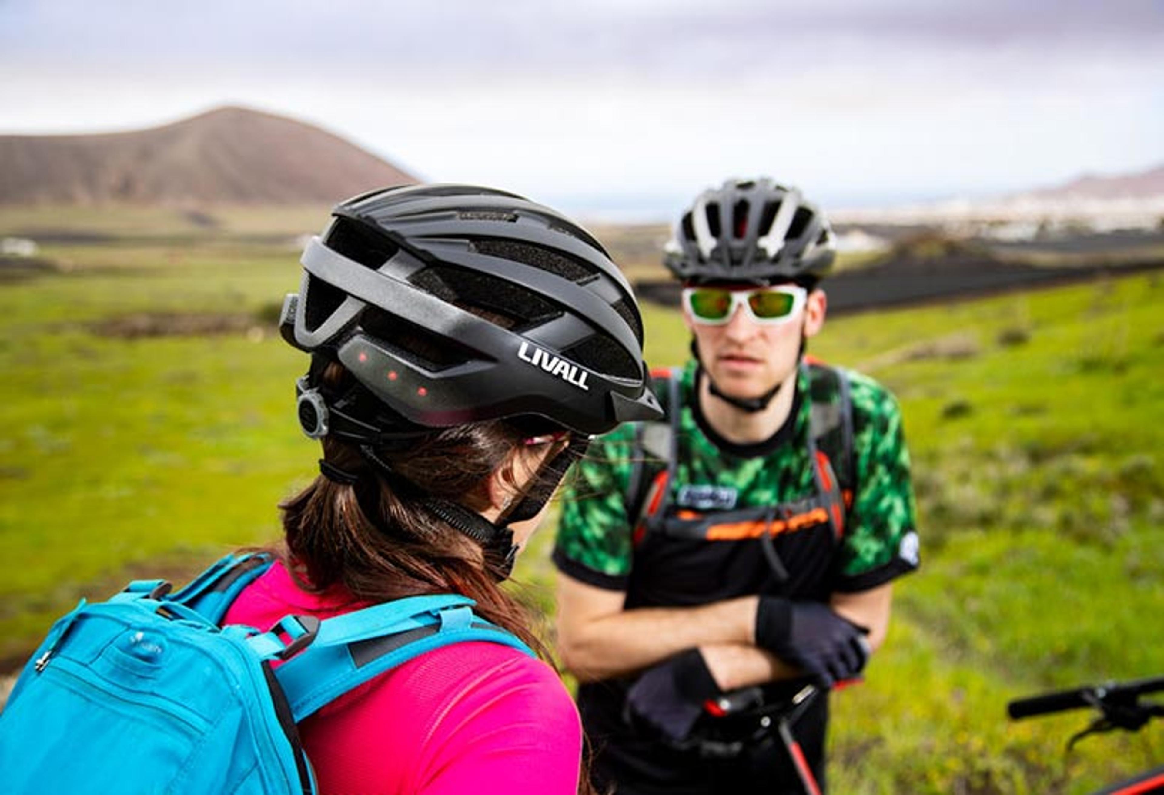 Livall MT1 Neo Helm (schwarz) 9