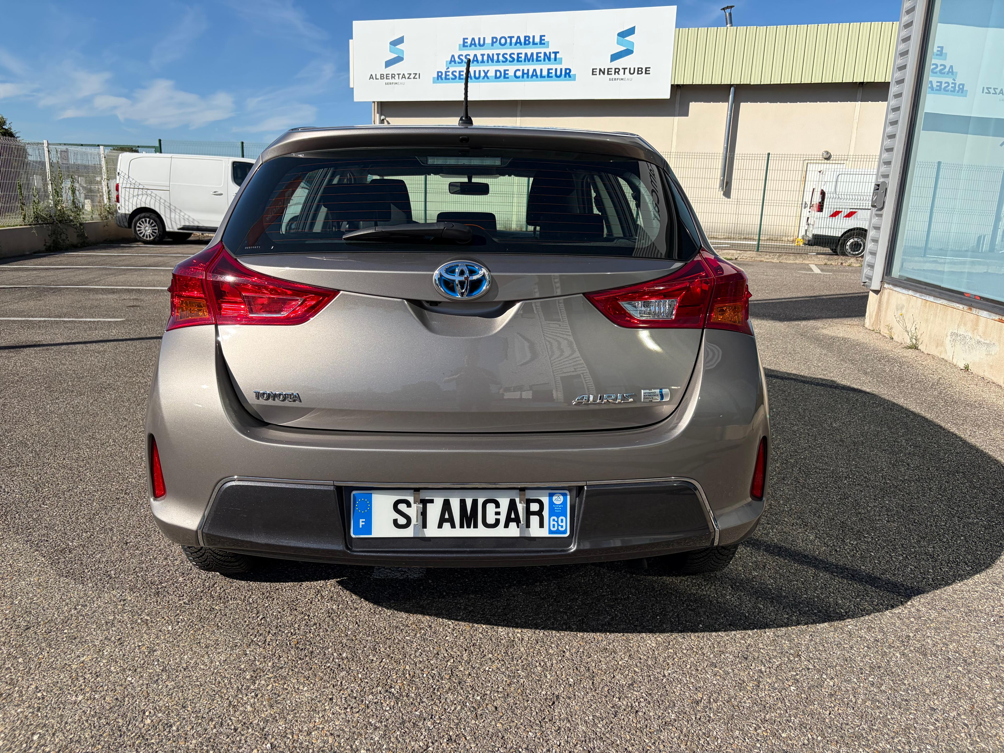 TOYOTA AURIS II HYBRIDE 136H DYNAMIC