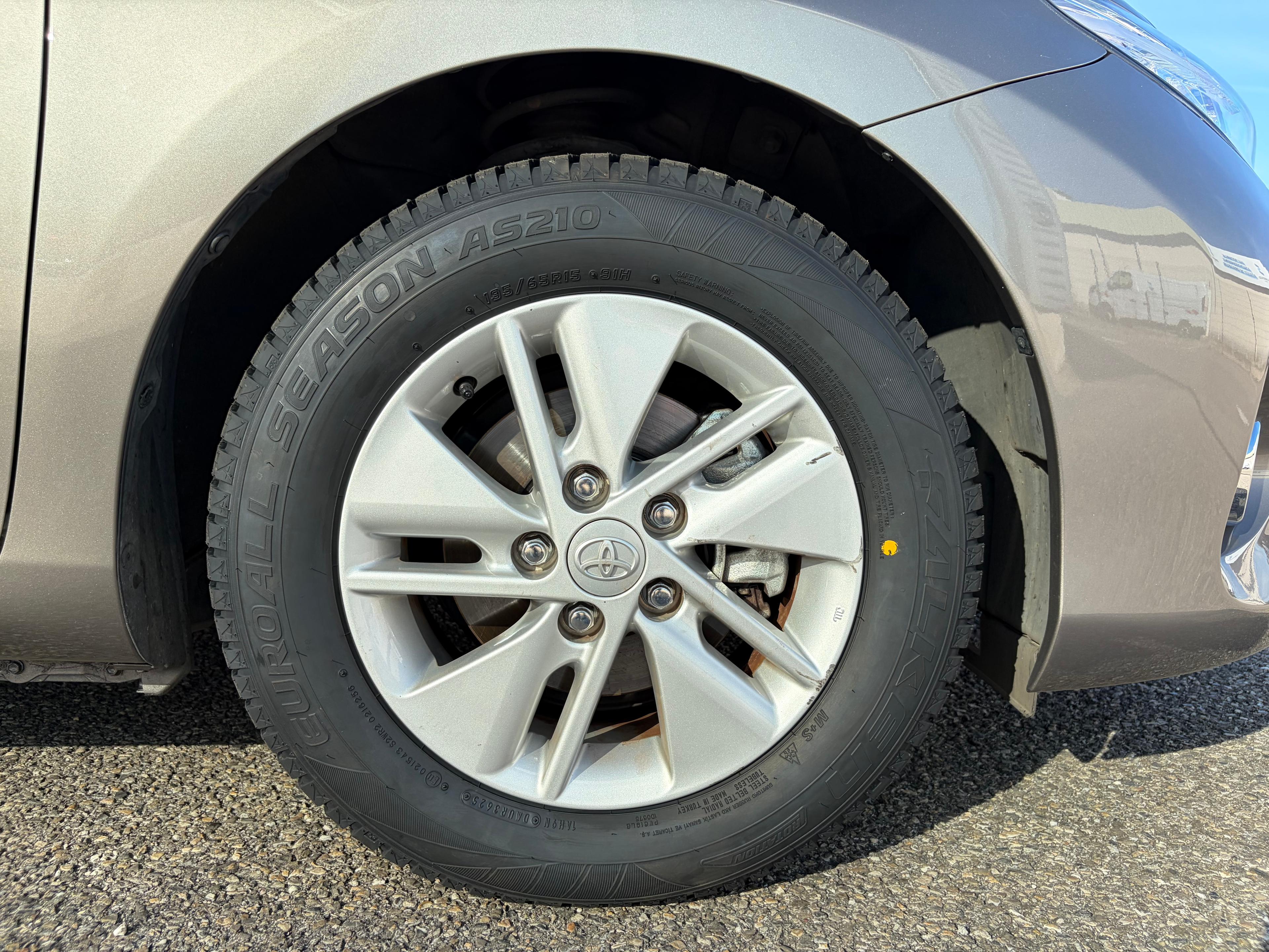 TOYOTA AURIS II HYBRIDE 136H DYNAMIC