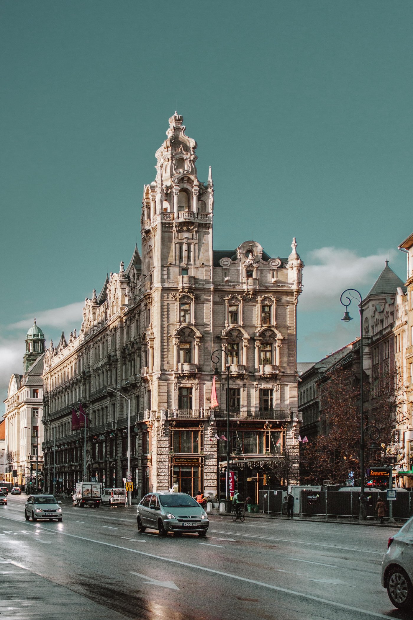 UK · Vienna · Budapest, frame 1