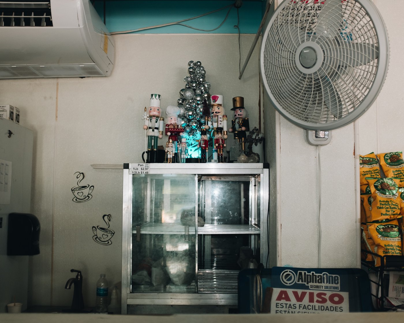 Puerto Rico, frame 14
