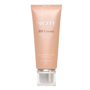 • An ideal product for those who want to create a smooth and bright appearance on their skin.