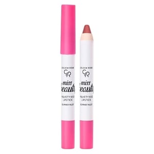 • Easily applied with its matte and soft texture that gives intense color