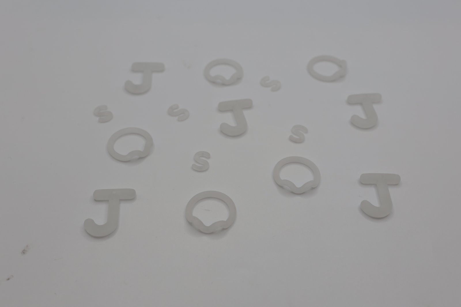 Frosted PMMA part 3D printed on Industrial SLA — photo 3 of 4
