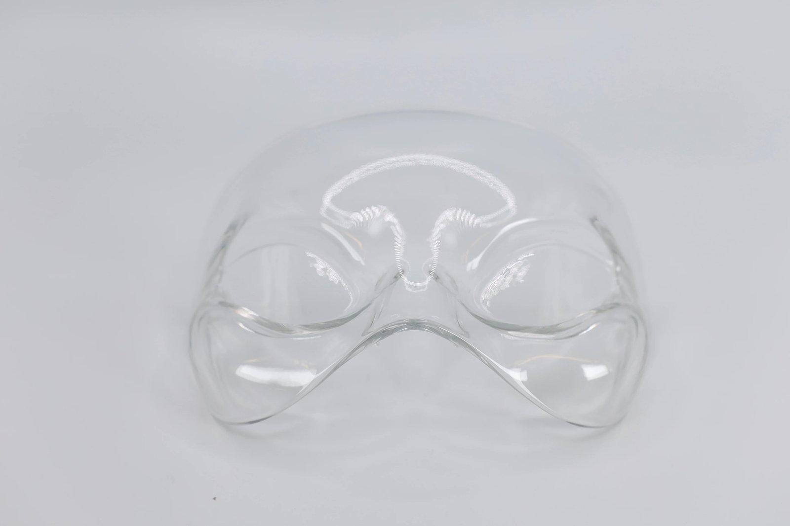 Optical Clear PMMA 3D printed part example 1 — Industrial SLA technology