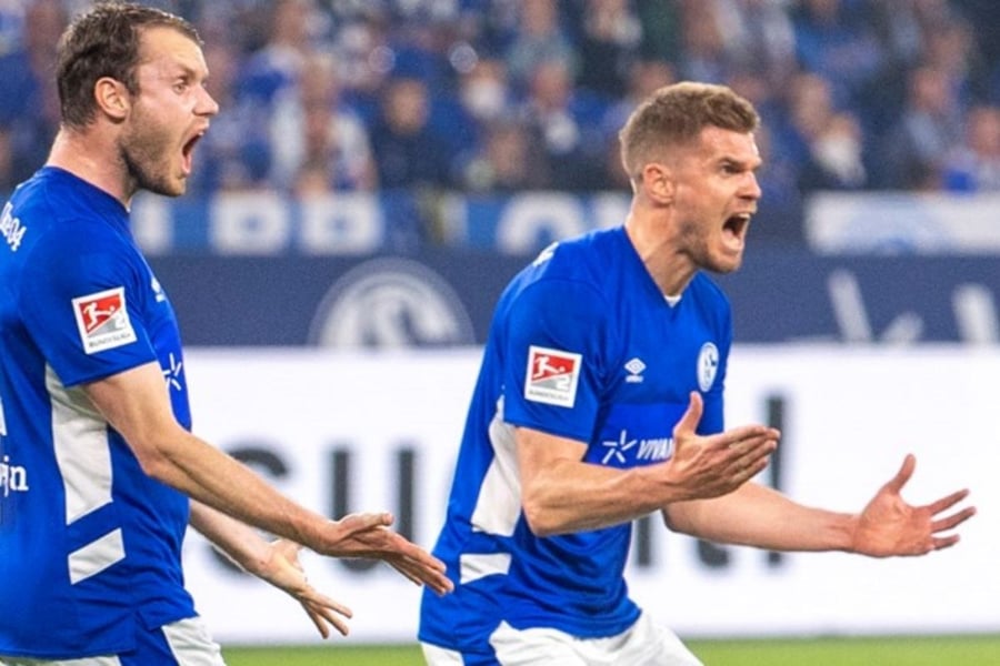 Schalke 04 Returns To Bundesliga After A Year In Second-Tier