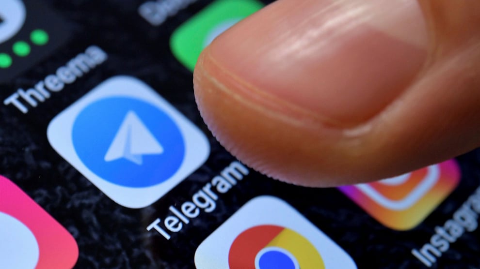 Russian Instagram Users Move To Telegram After Shutdown 
