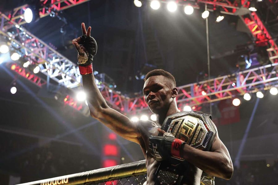 UFC: Adesanya Defeats Pereira To Reclaim Middleweight Champi