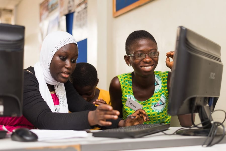 CyberSafe Empowers 2400 Girls On Digital Skills