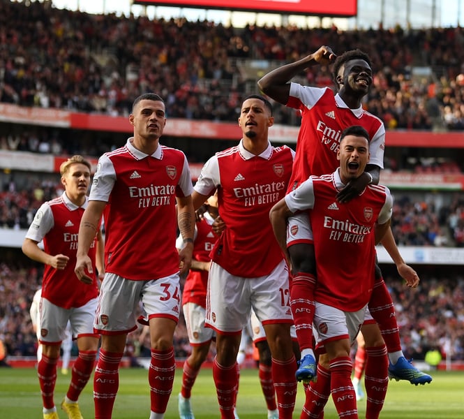 EPL: Saka's Brace Puts Arsenal Beyond Liverpool, Retakes Top