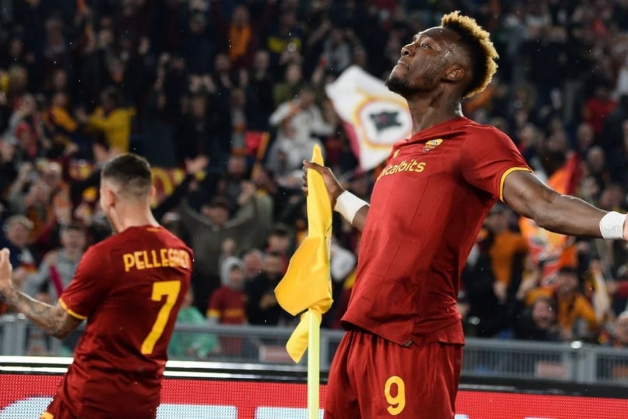 Europa Conference League: Abraham's Header Fires Roma Past L